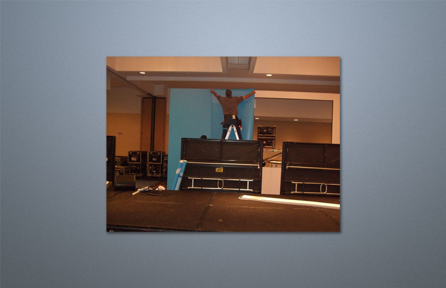 Benchmark Graphics has the unique capability to install the graphics that we image for sales and trade shows. These photos show our installation crew doing a midnight install for our client, Imagination (USA) for an American Express sales conference at a major New York hotel.